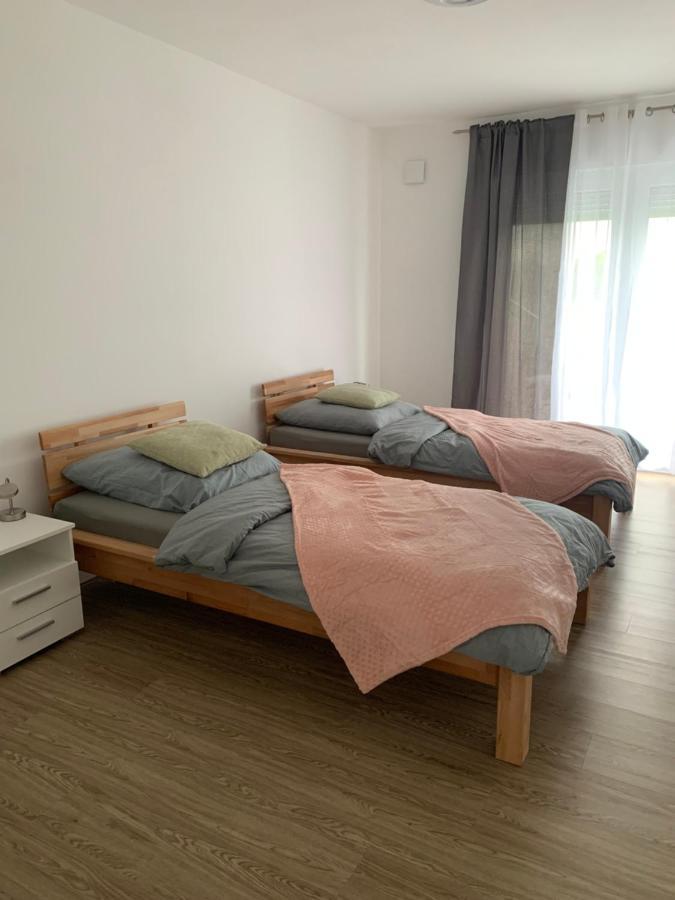 3 Zimmer Ferienwohnung Hanna Hirschaid Exterior foto